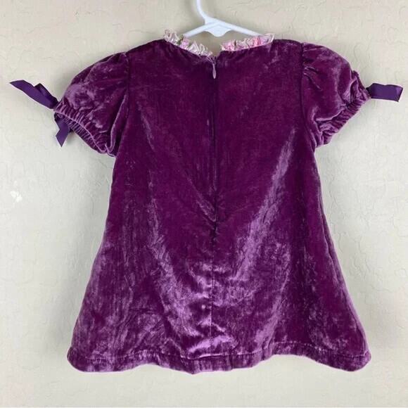 GUESS Baby Crushed Velvet Dress Purple with Buttons Bows Back Zip Sz 12M Velour - Picture 5 of 10